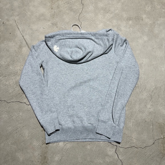 Roots Sweater - Picture 3 of 4